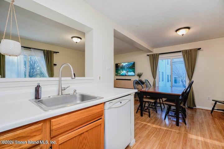 694 Ilyssa Way, Staten Island, NY, 10312 image 17