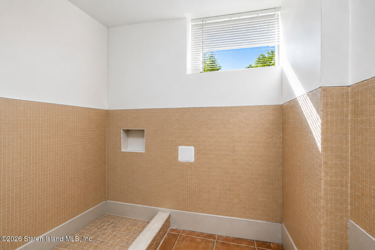 708 Hylan Boulevard, Staten Island, NY, 10305 image 27