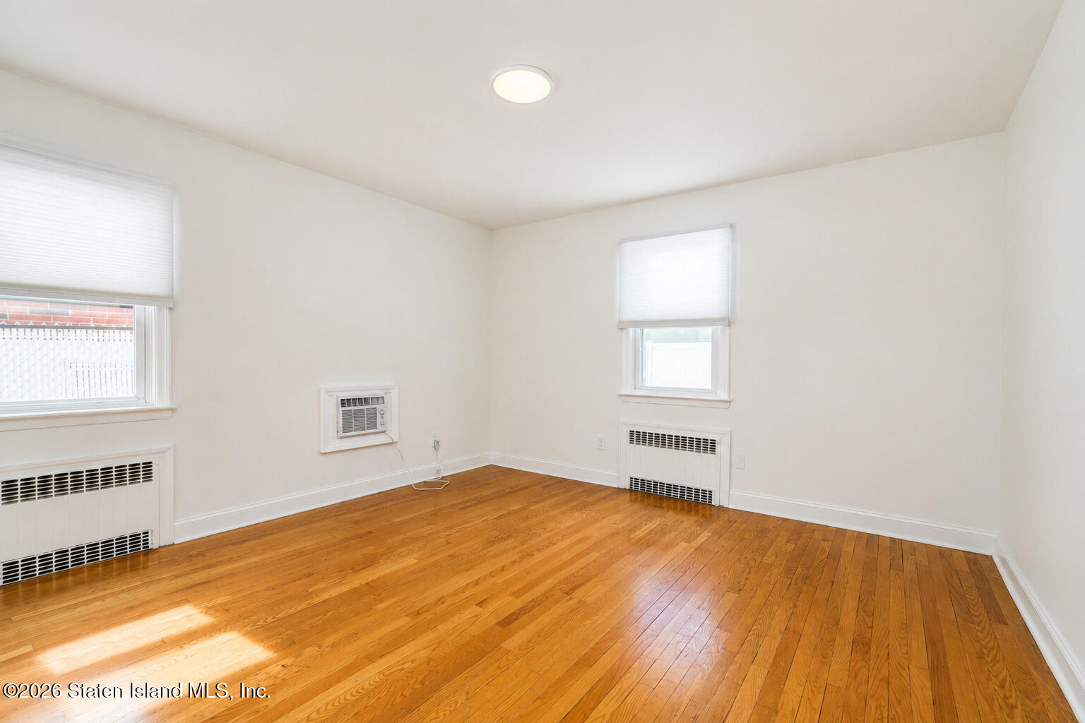 708 Hylan Boulevard, Staten Island, NY, 10305 image 18