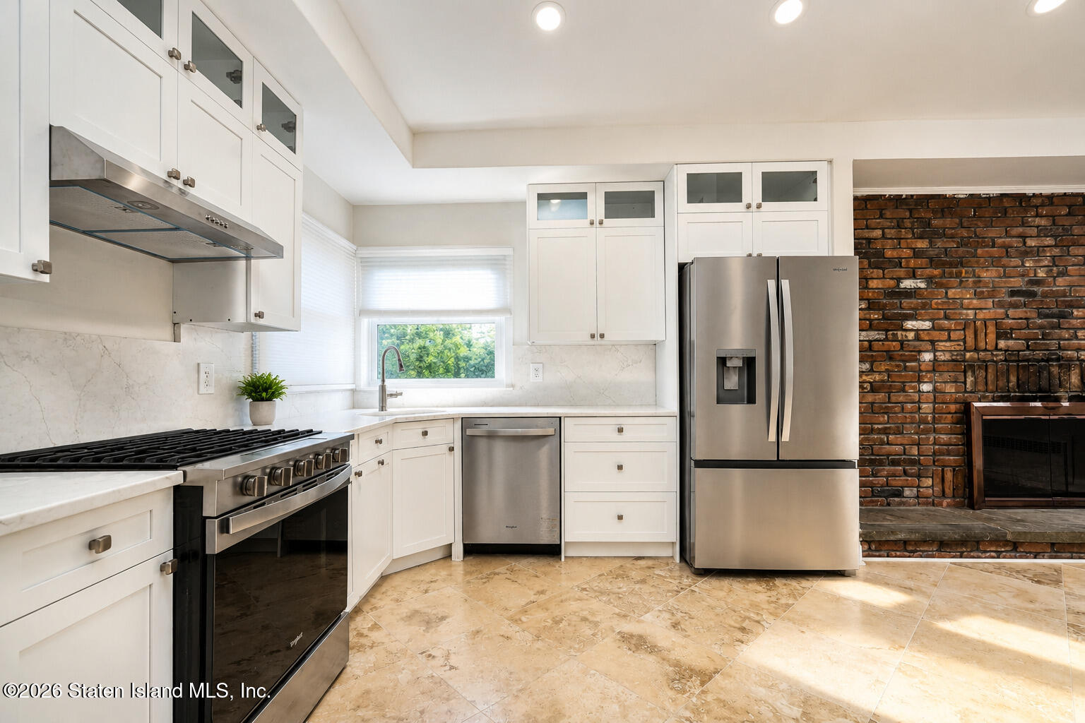 708 Hylan Boulevard, Staten Island, NY, 10305 image 9