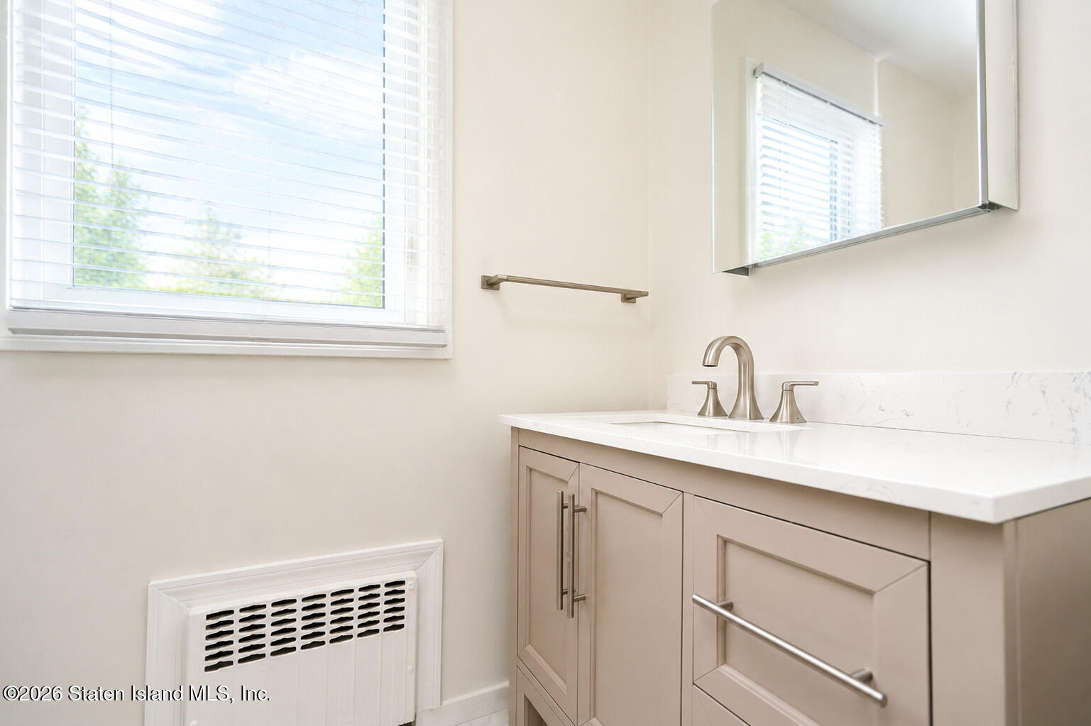 708 Hylan Boulevard, Staten Island, NY, 10305 image 24