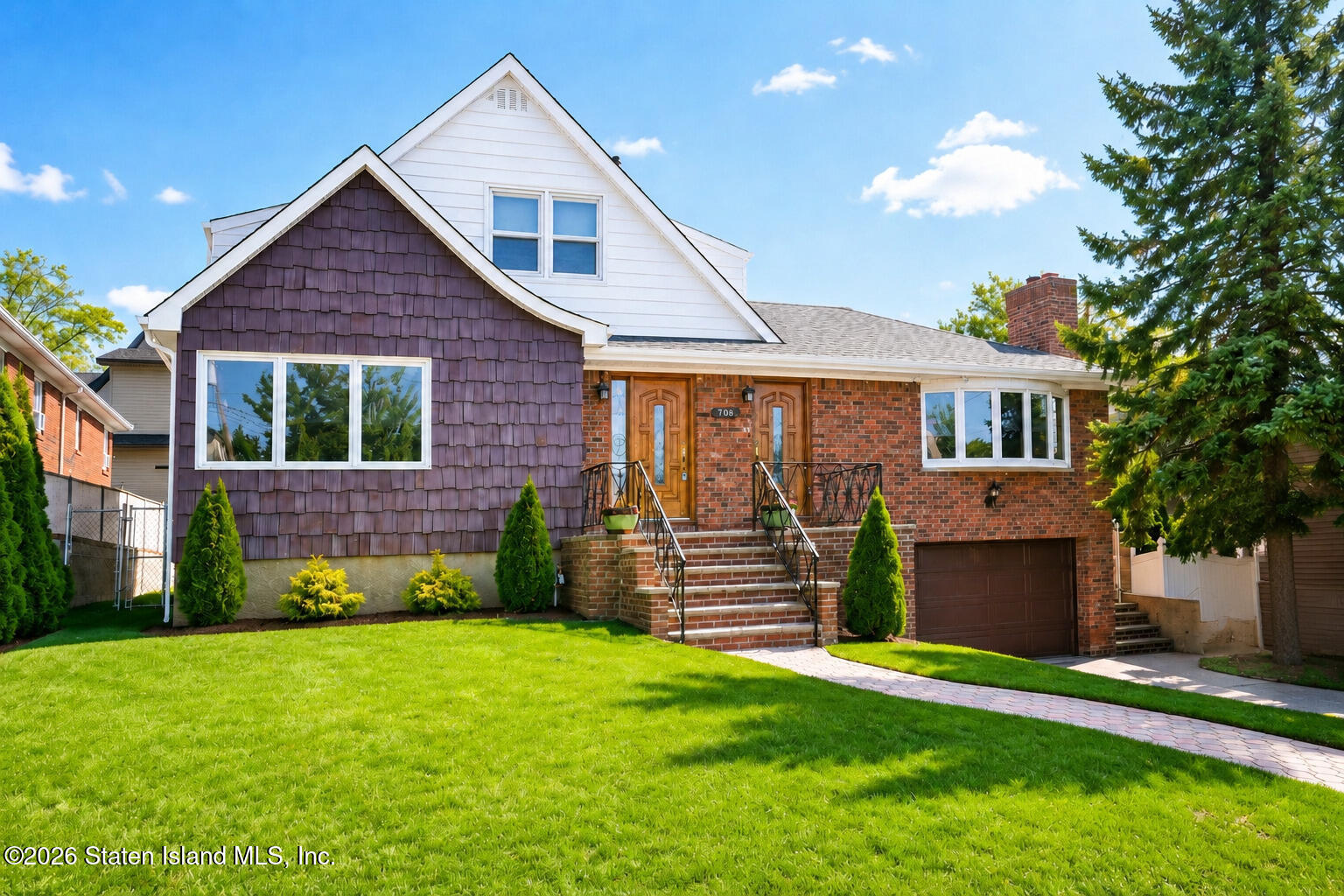 708 Hylan Boulevard Image 2