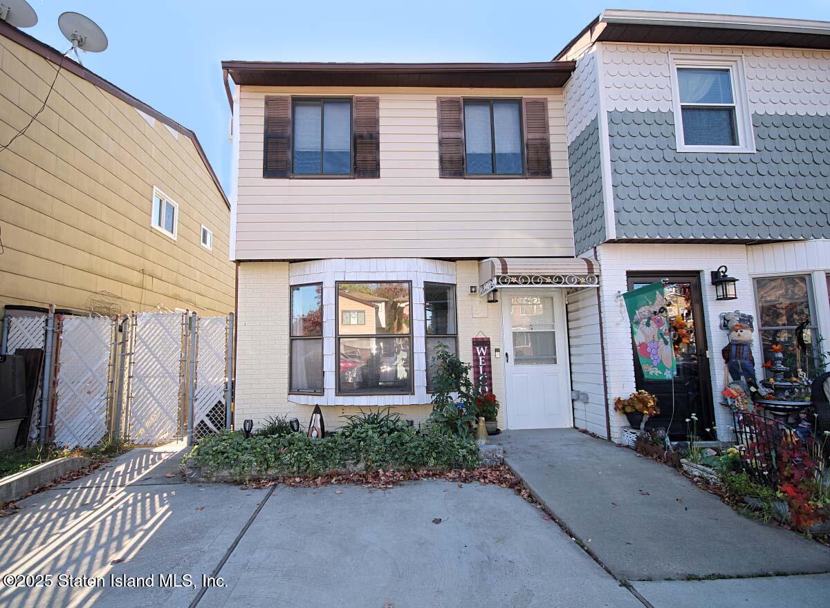 52 Sandalwood Drive Image 1