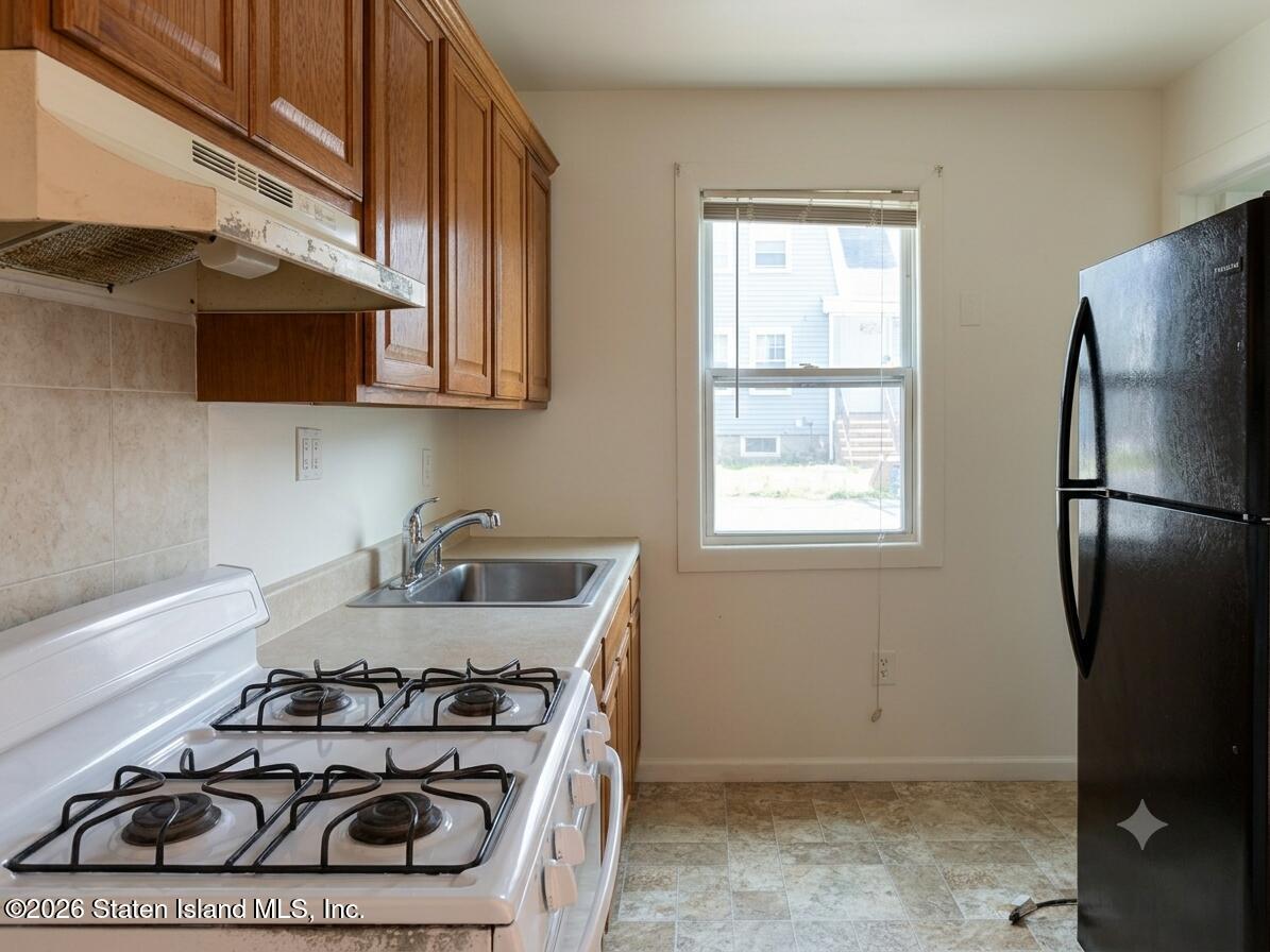 229 Freeborn Street, Staten Island, NY, 10306 image 12