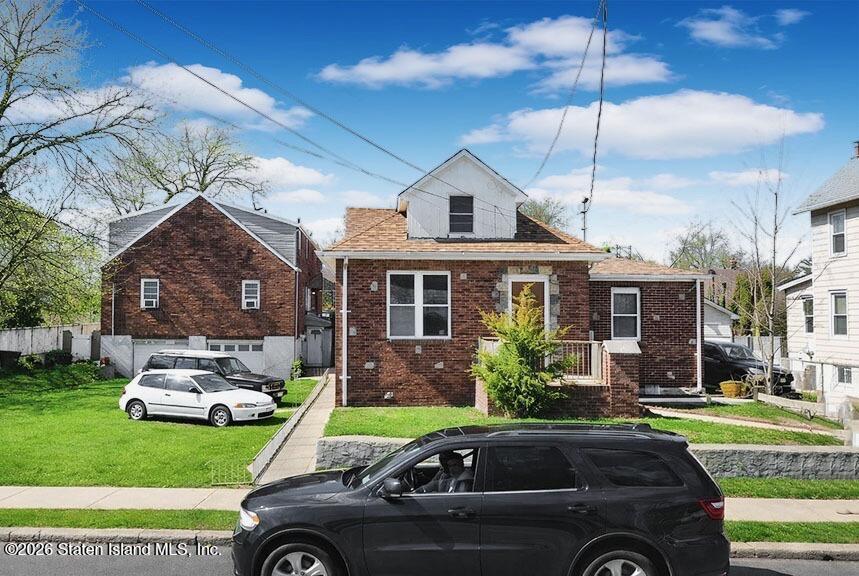 568 Villa Avenue Image 2