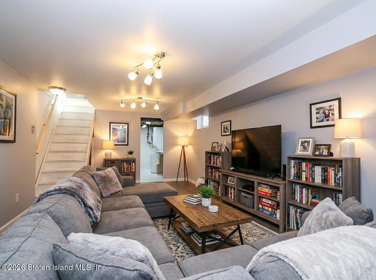 81 E Macon Avenue, Staten Island, NY, 10308 image 24