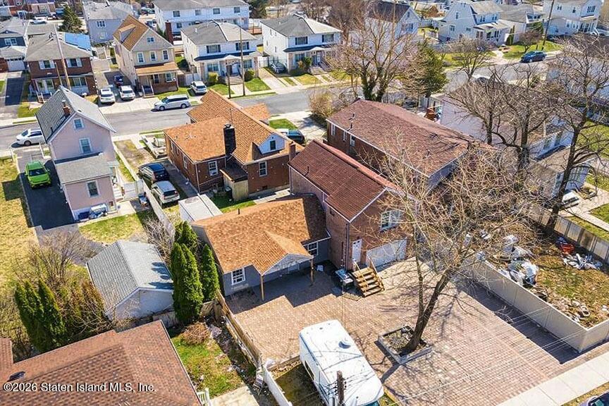 572 Villa Avenue Image 2