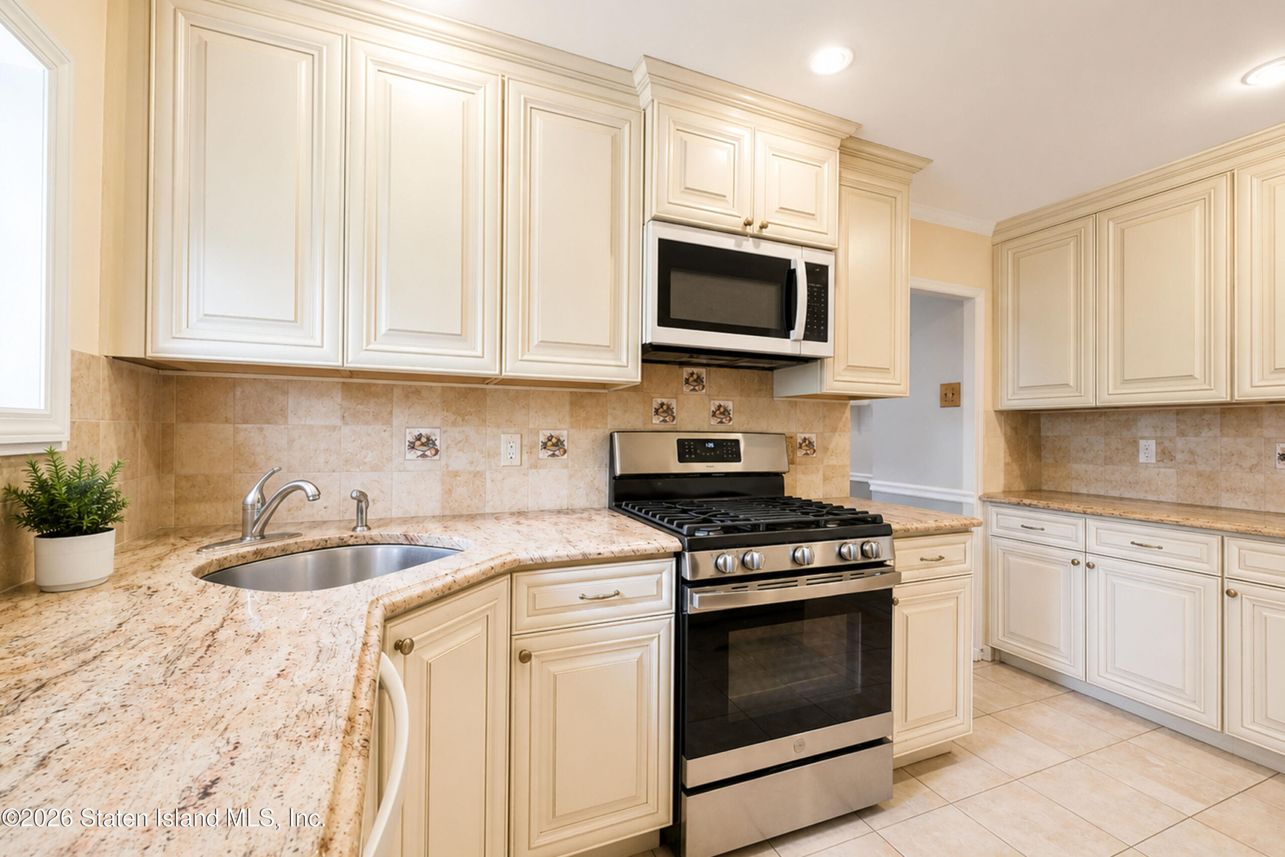 196 Prescott Avenue, Staten Island, NY, 10306 image 8