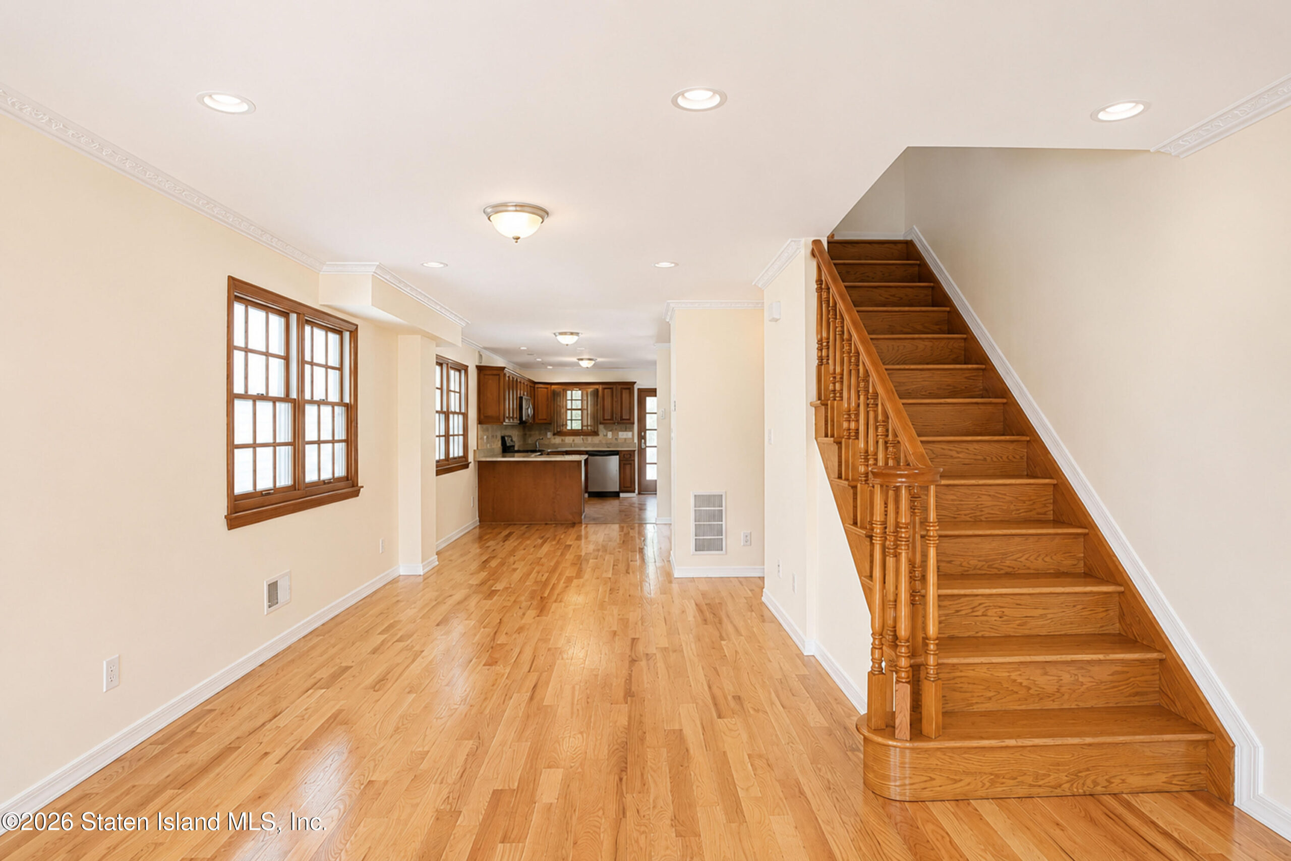 232 Melvin Avenue Image 3