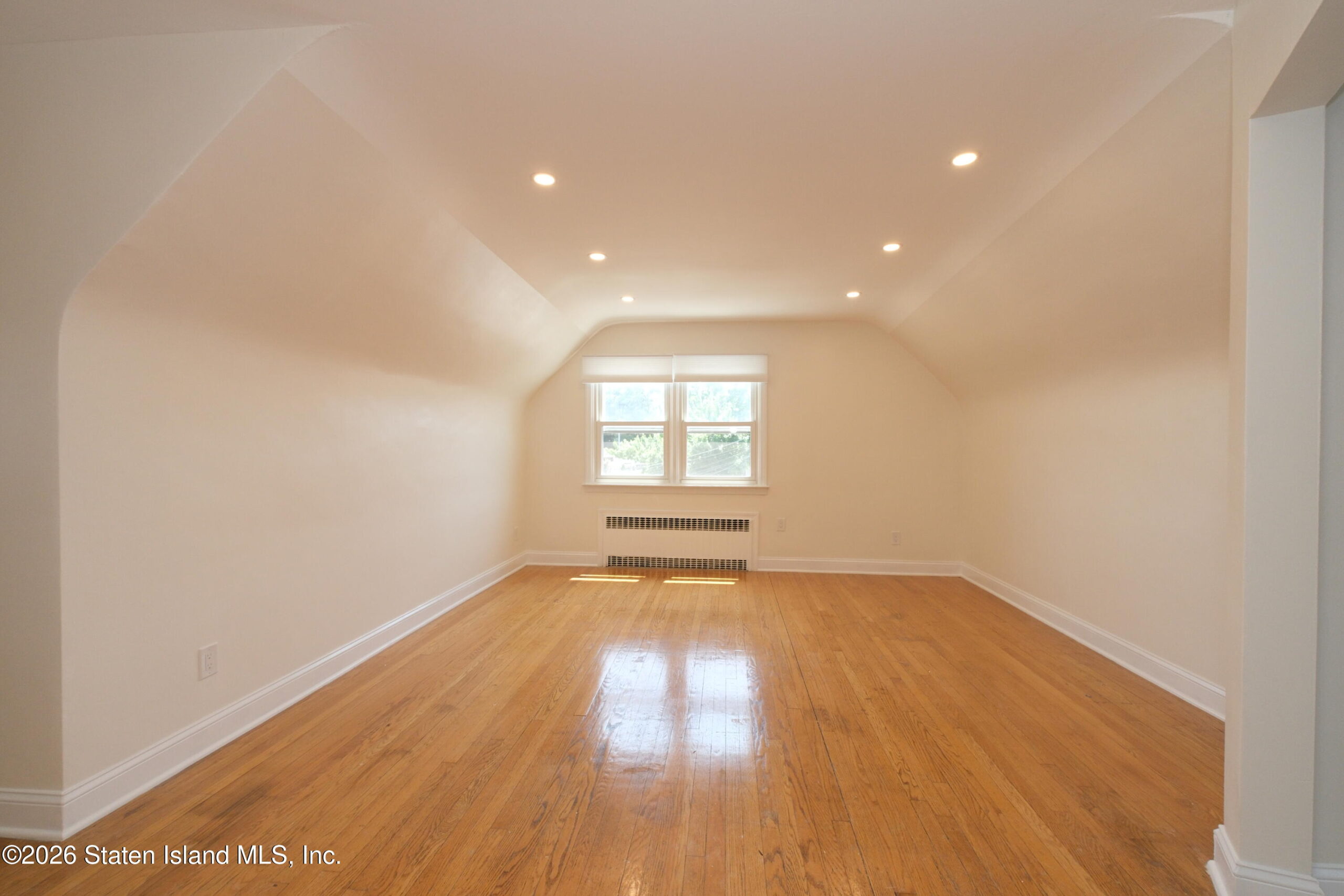 708 Hylan Boulevard, Staten Island, NY, 10305 image 36