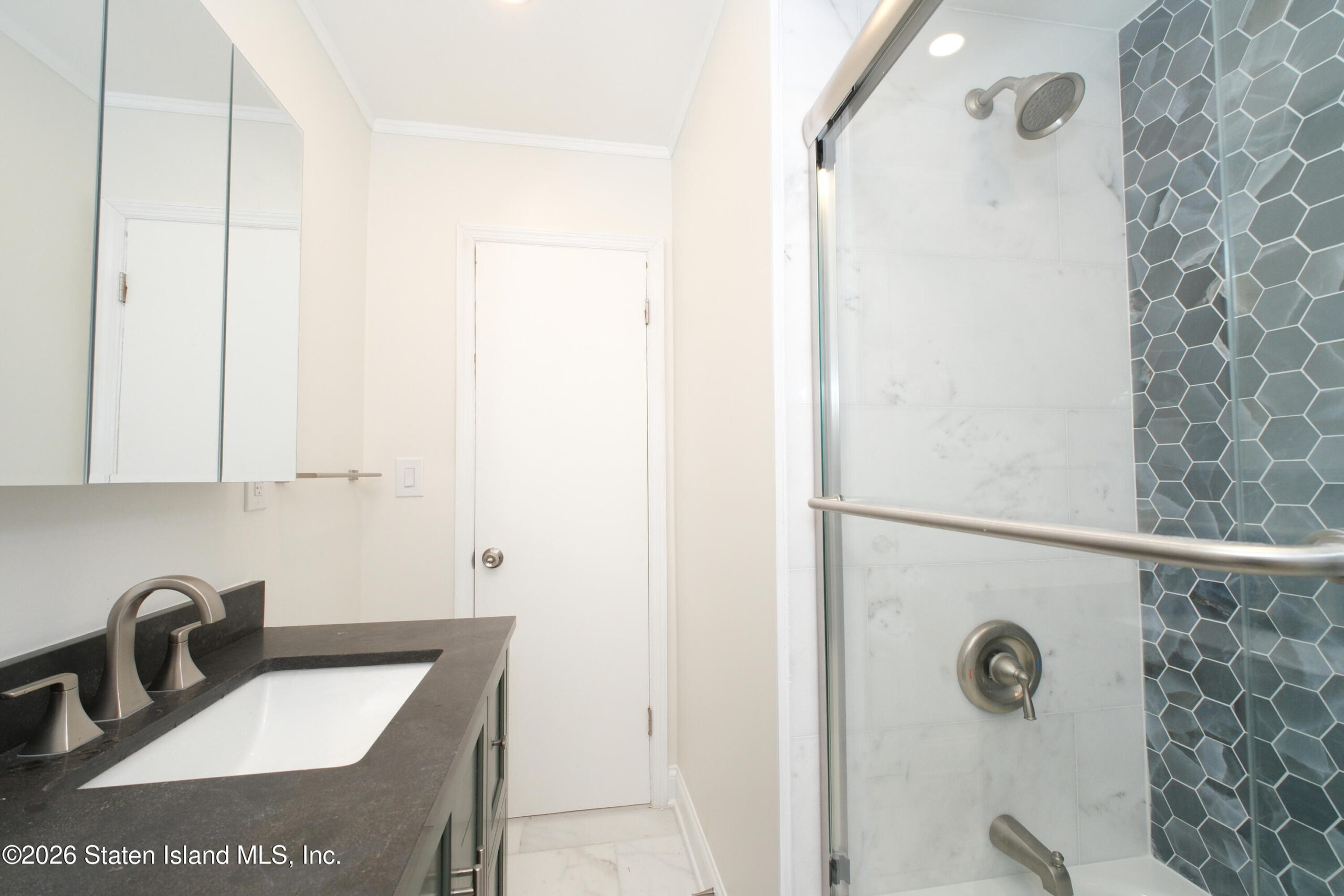 708 Hylan Boulevard, Staten Island, NY, 10305 image 39