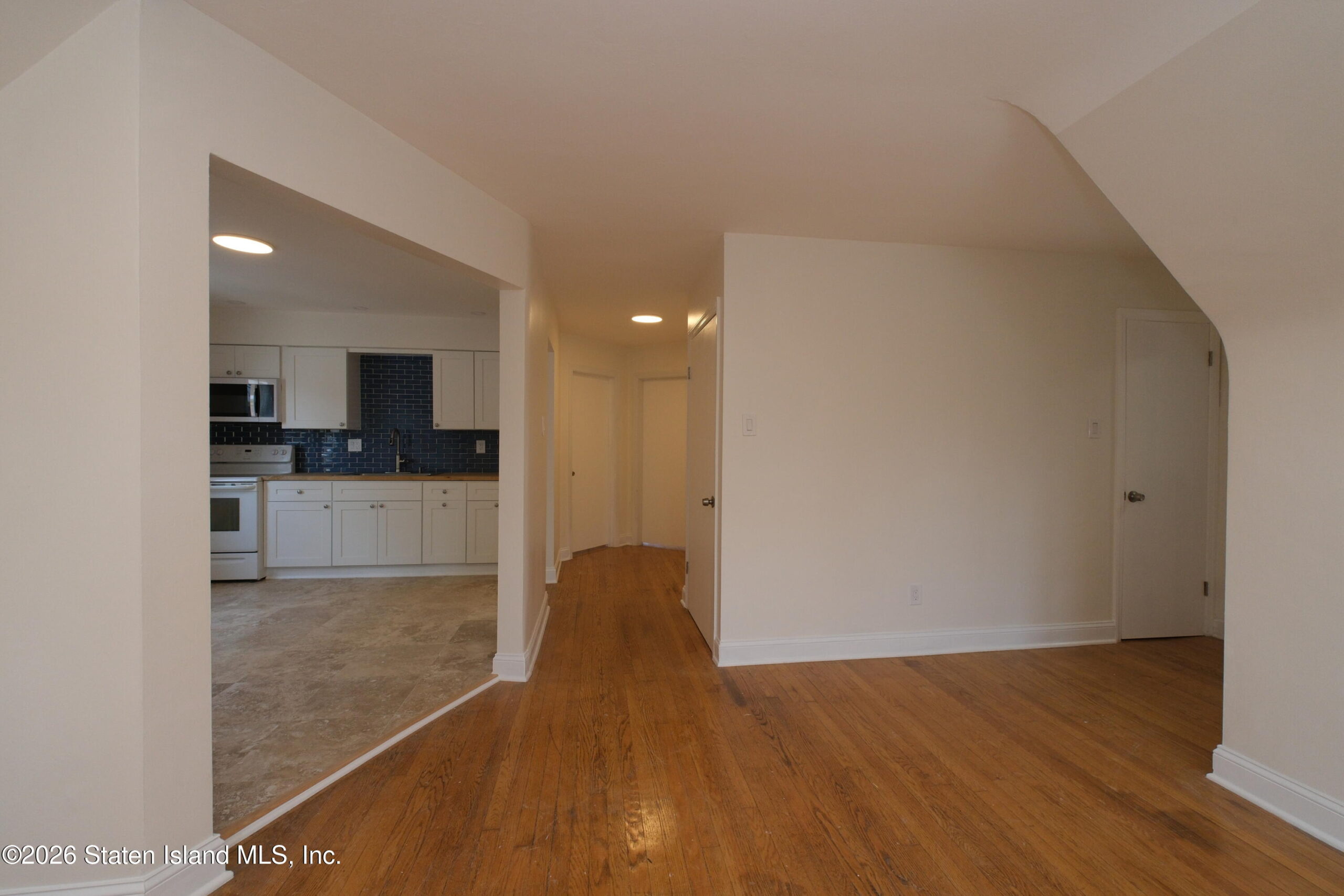 708 Hylan Boulevard, Staten Island, NY, 10305 image 44