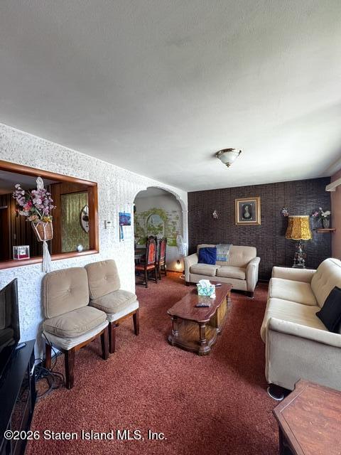 125 Reid Avenue Image 5