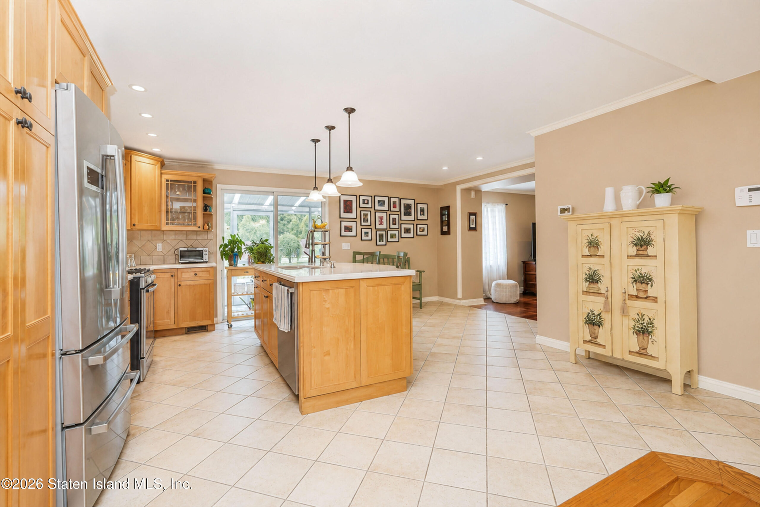 14 Ridge Avenue Image 3