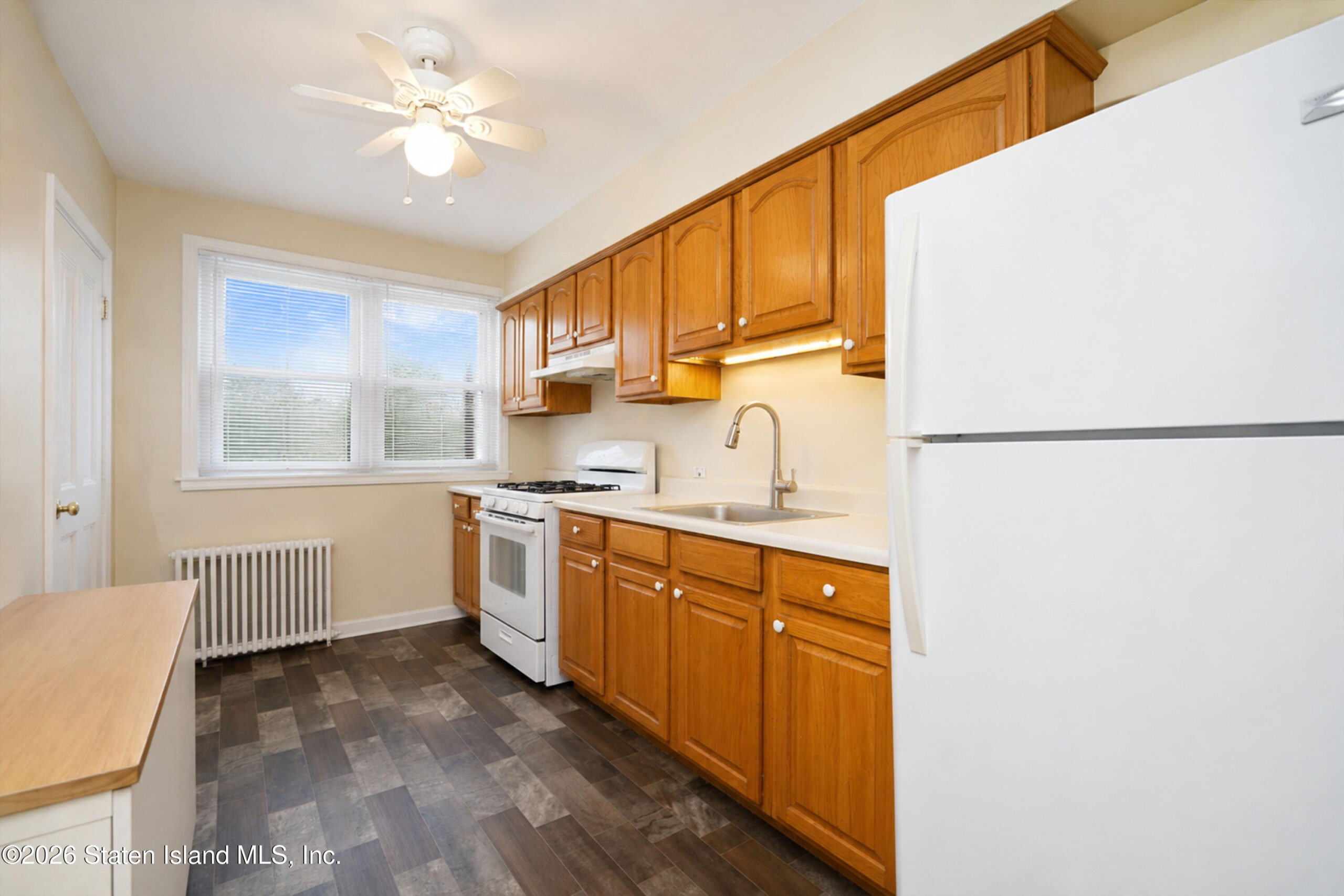 76 Dongan Avenue Image 4