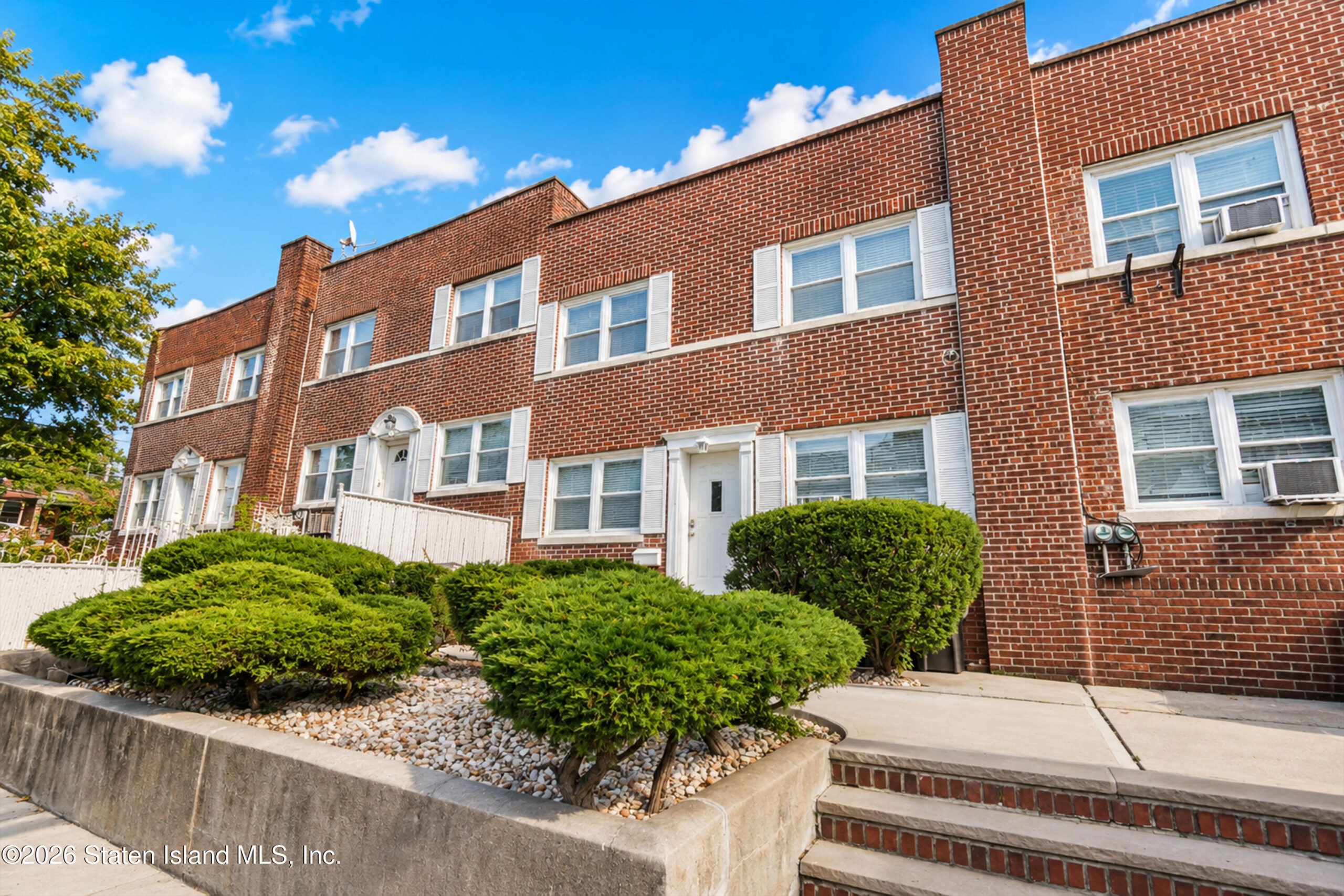 76 Dongan Avenue Image 2