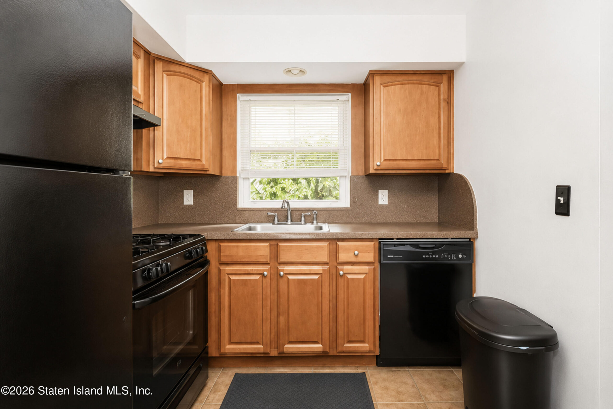664 Rensselaer Avenue, Staten Island, NY, 10312 image 27