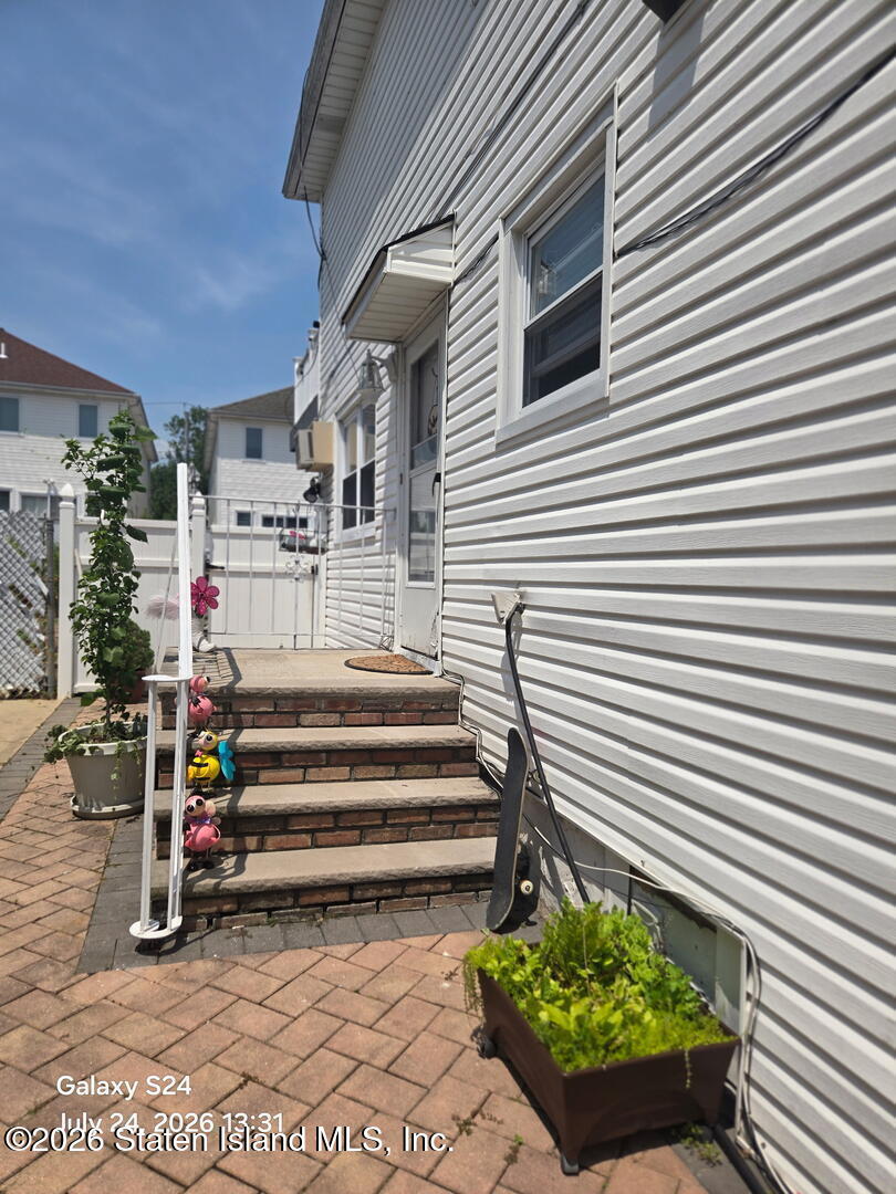 181 Mosely Avenue 2, Staten Island, NY, 10312 image 25