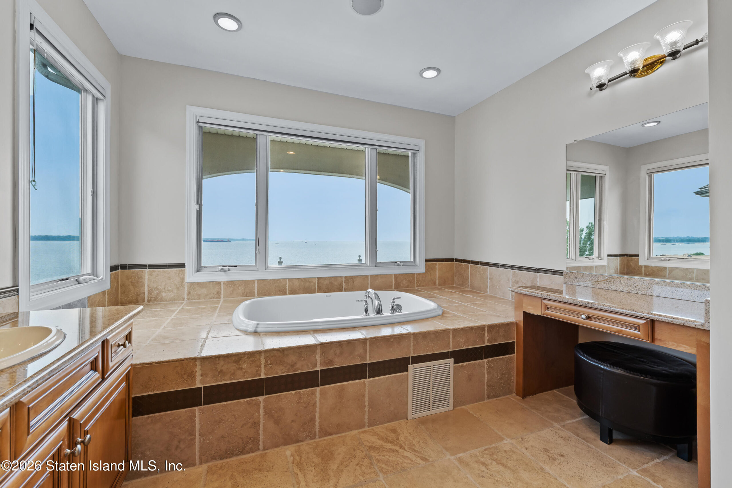 23 Lighthouse Drive, South Amboy, NJ, 08879 image 35