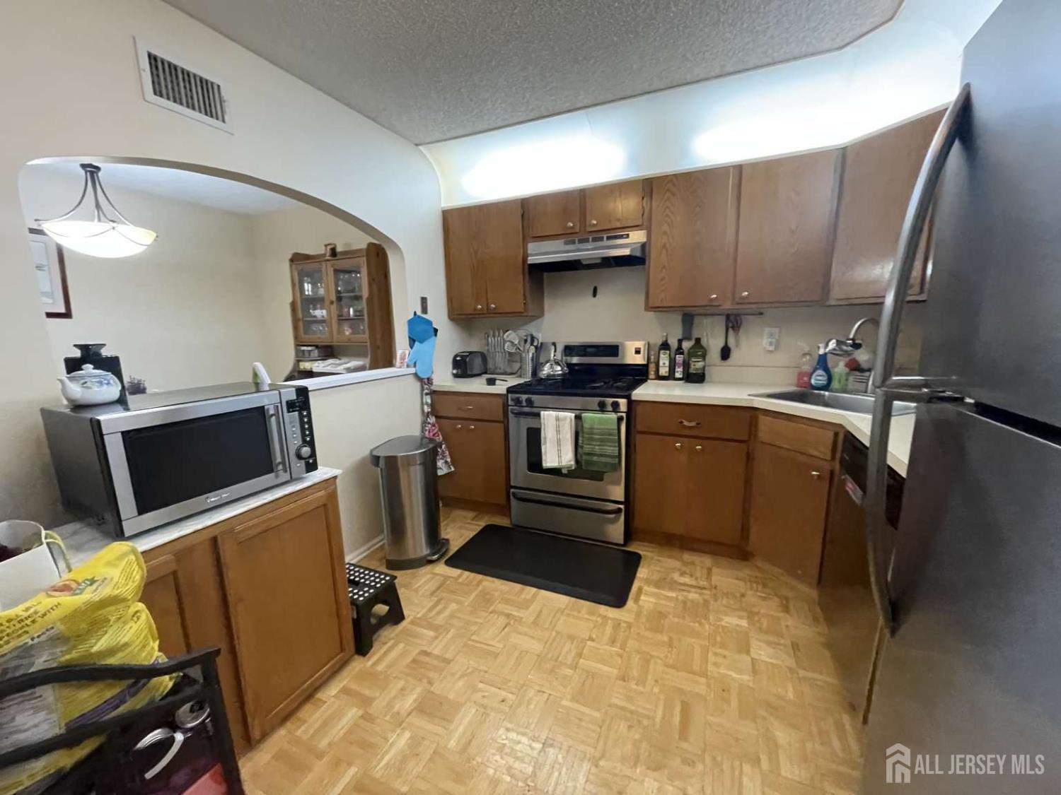 407 Lancaster Court 407, Piscataway, NJ, 08854 image 8