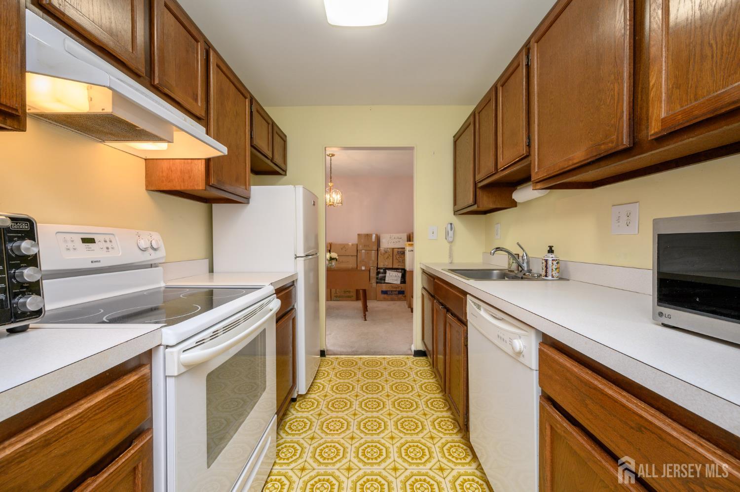 38 E Daisy Lane A, Mount Laurel, NJ, 08054 image 8