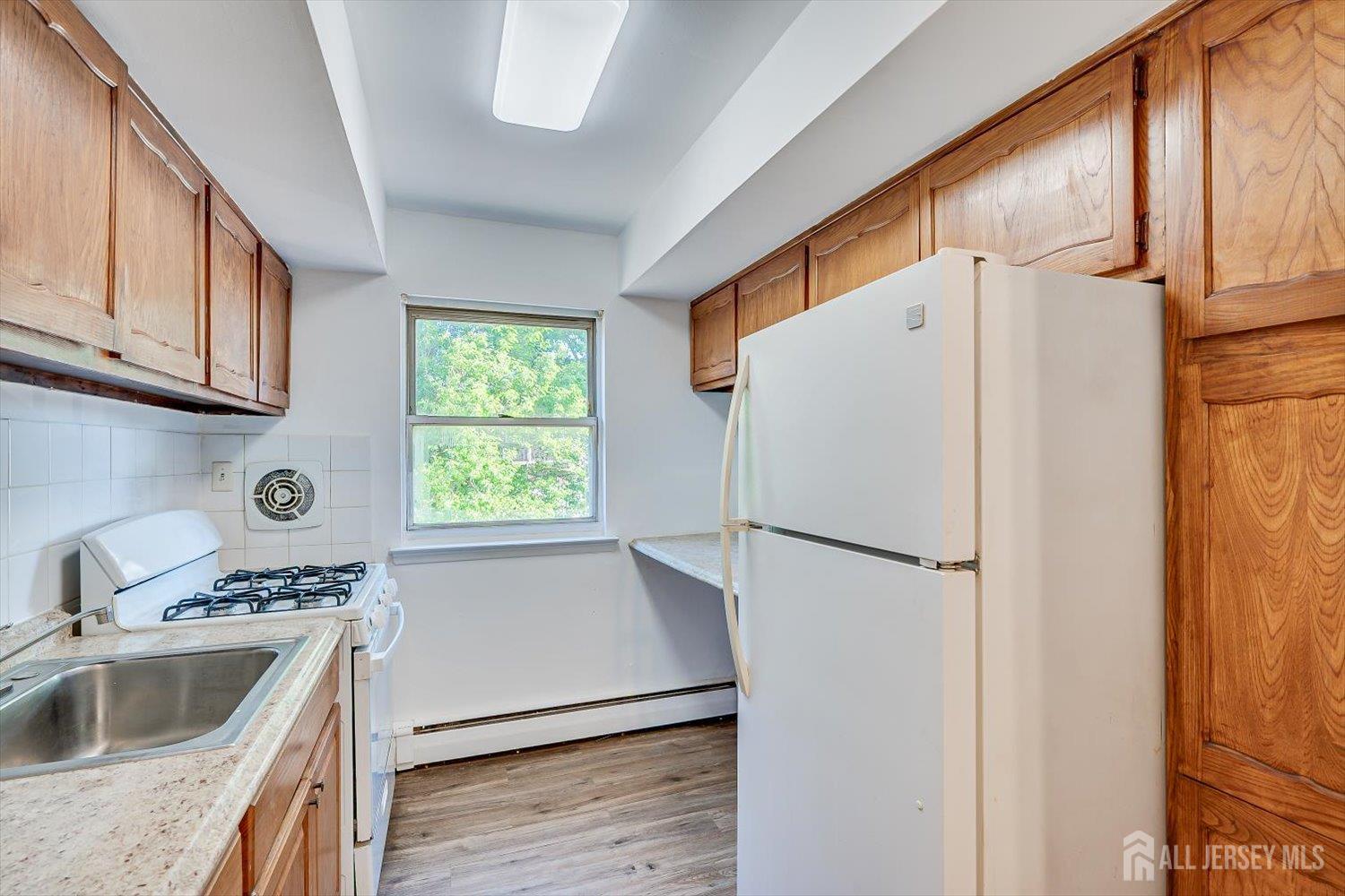 55 Gill Lane 28, Iselin, NJ, 08830 image 14
