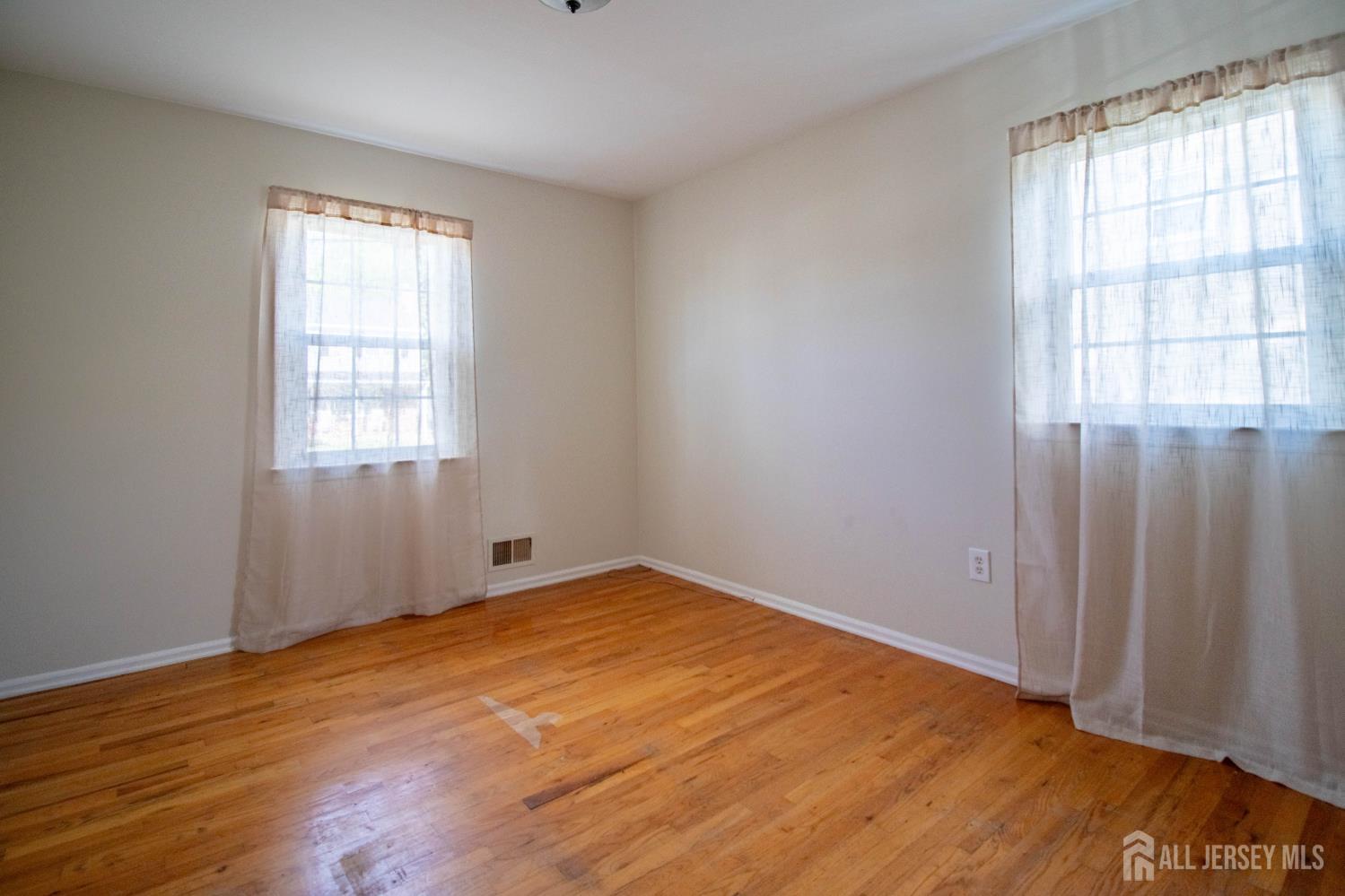 14 Tracey Drive, Milltown, NJ, 08850 image 12