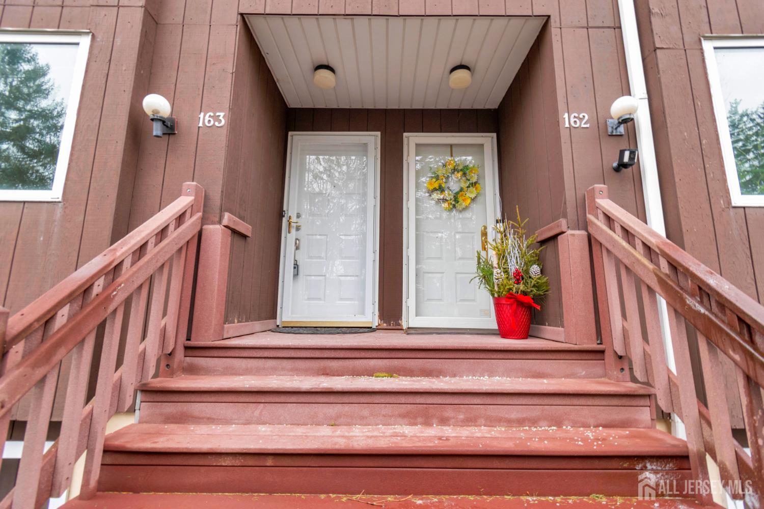 163 Marion Drive Image 2