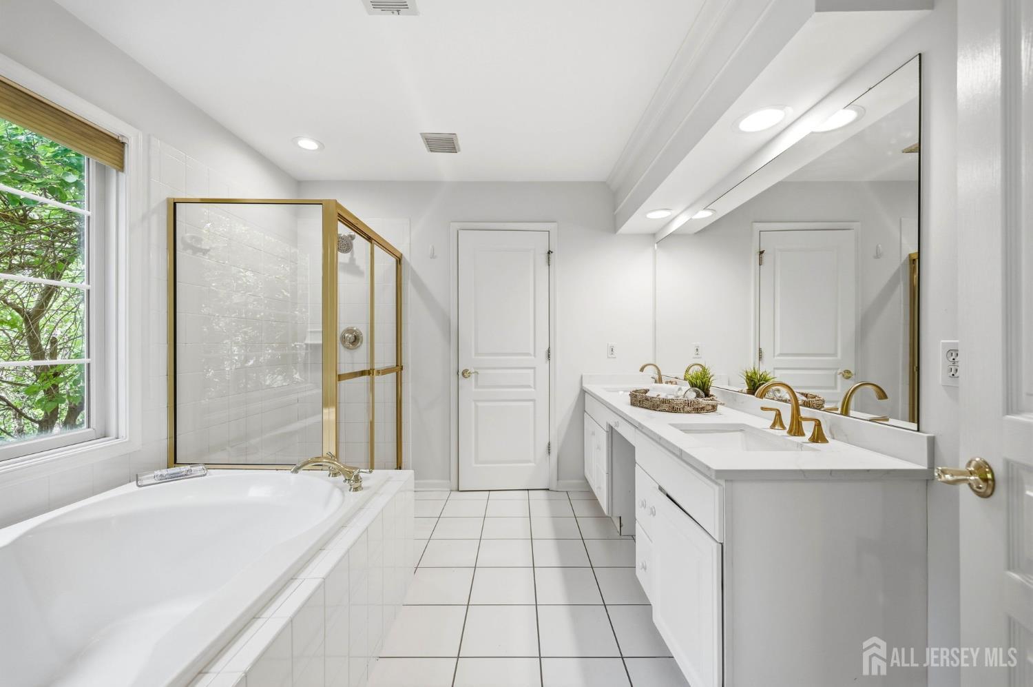 51 Hartlander Street, East Brunswick, NJ, 08816 image 35