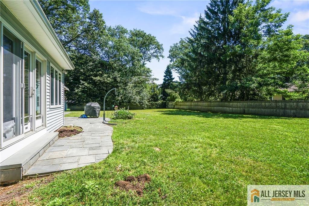 16 Phyllis Place, Milltown, NJ, 08850 image 37