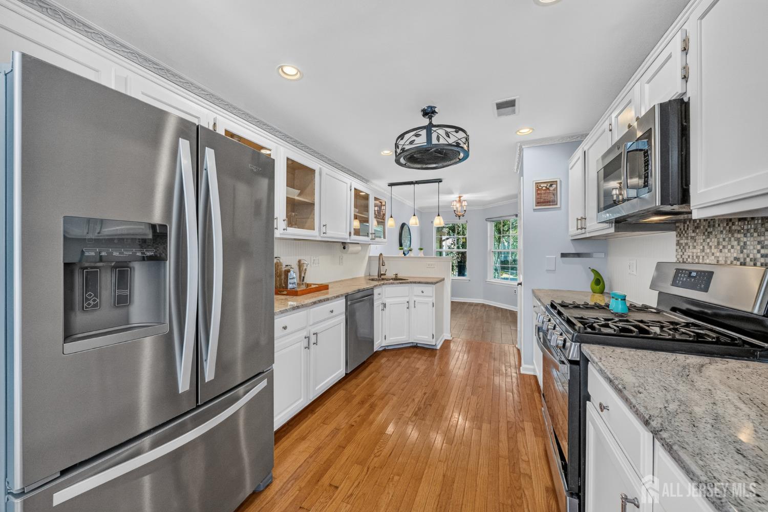 303 Cobblestone Court, South Brunswick, NJ, 08852 image 8
