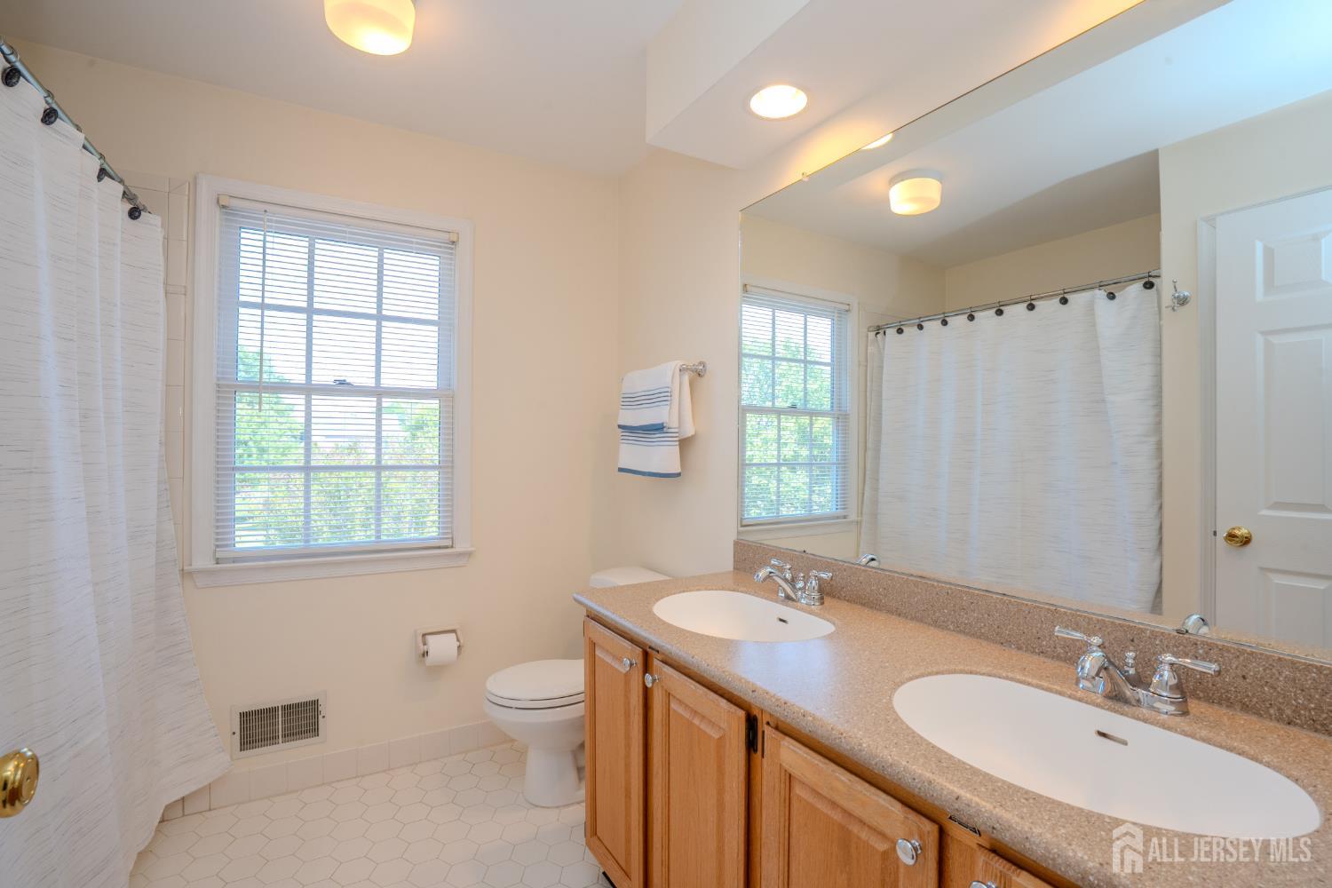 26 Kinglet Drive, Plainsboro, NJ, 08512 image 24