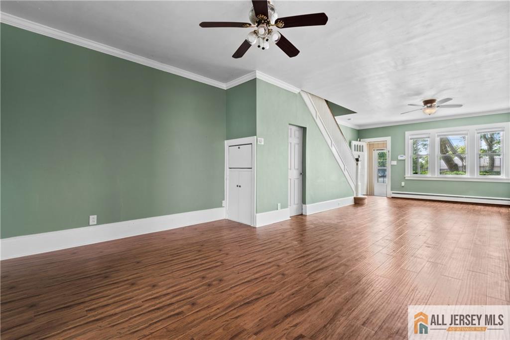 48 Catalpa Avenue Image 5