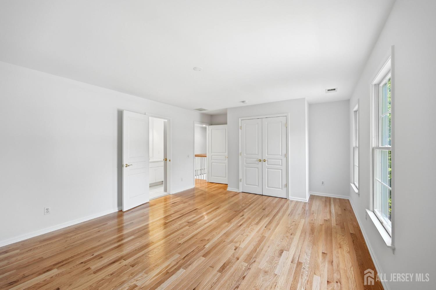 51 Hartlander Street, East Brunswick, NJ, 08816 image 38