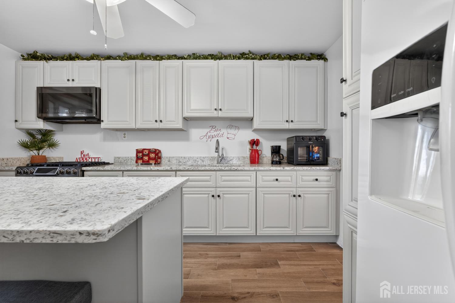 742 Gornik Drive, Perth Amboy, NJ, 08861 image 11
