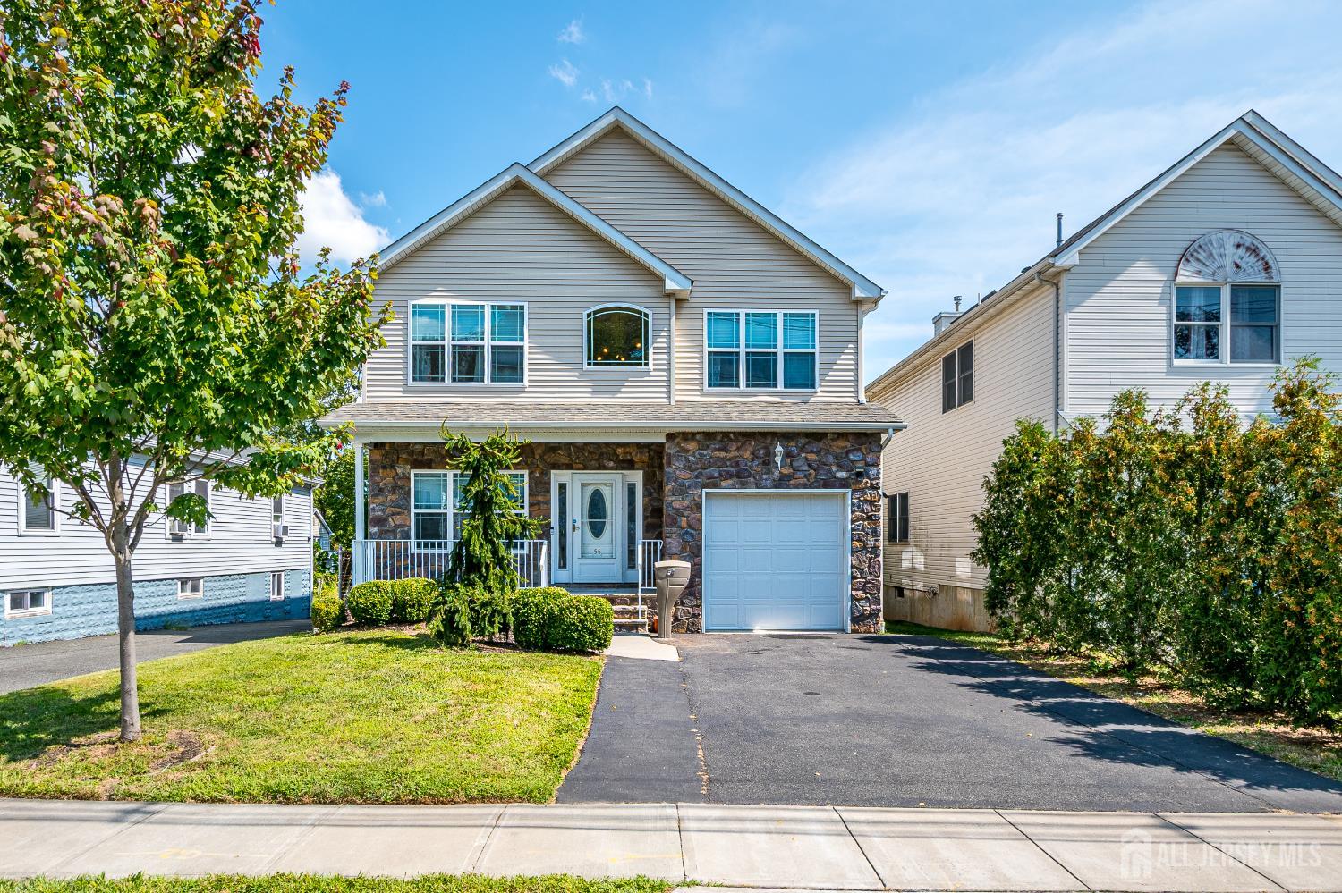 54 Hillcrest Avenue Image 1