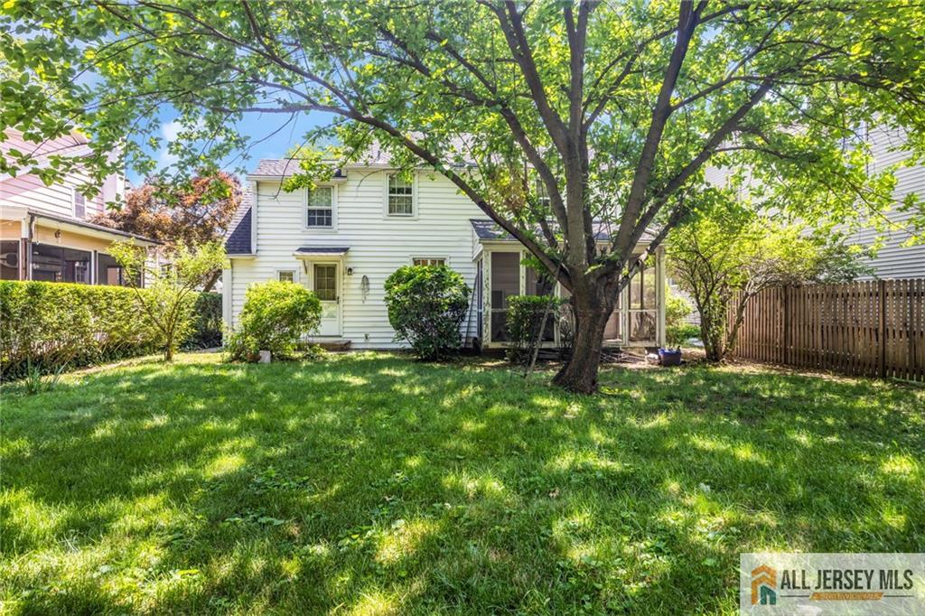 25 Home Street, Metuchen, NJ, 08840 image 8