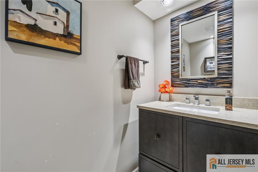 98 King Street, Edison, NJ, 08820 image 19