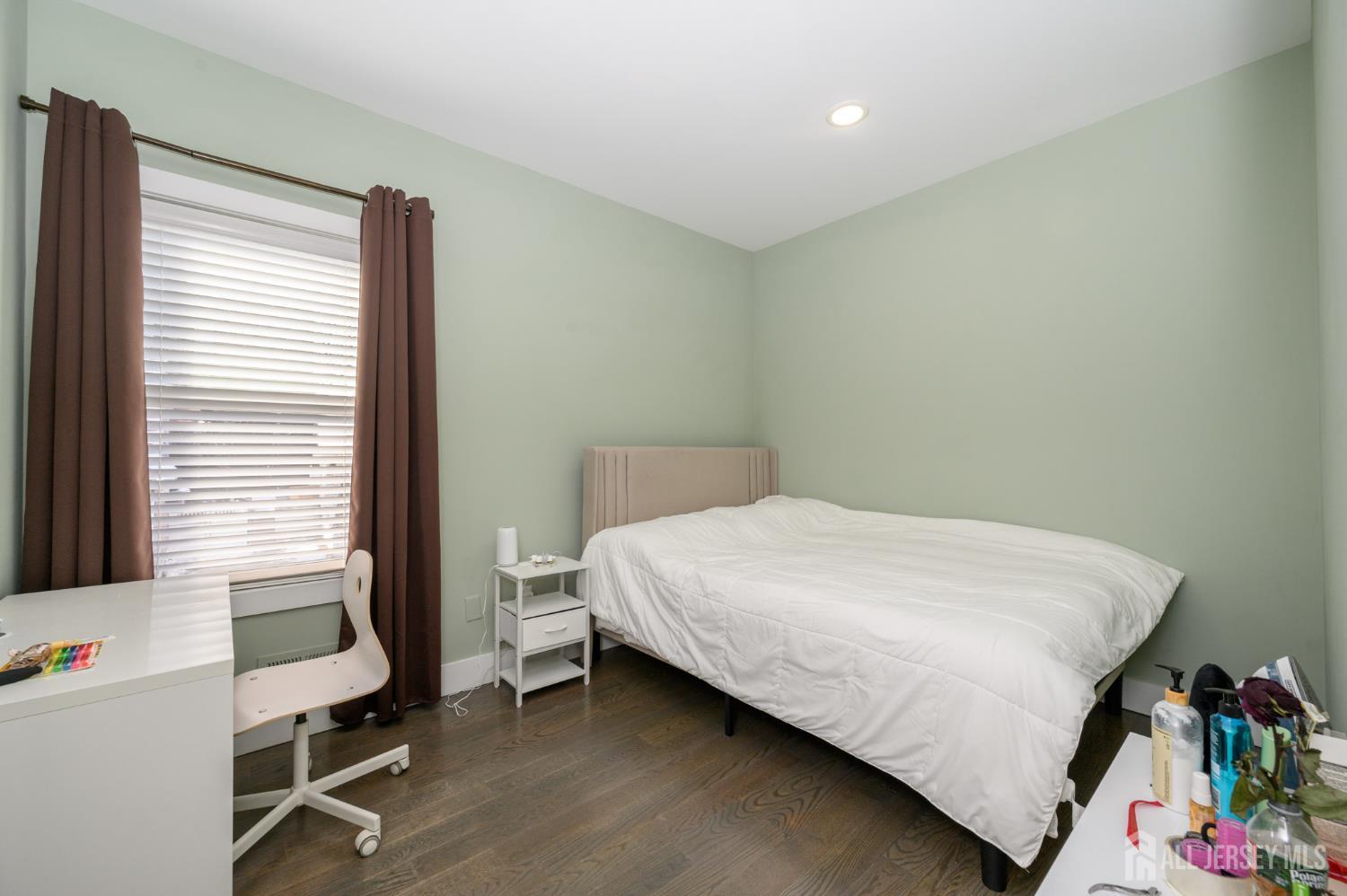197 Garfield Avenue, Jersey City, NJ, 07305 image 12