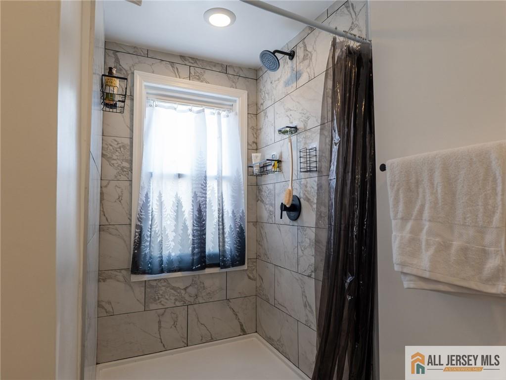 32 Palm Street, Newark, NJ, 07106 image 16