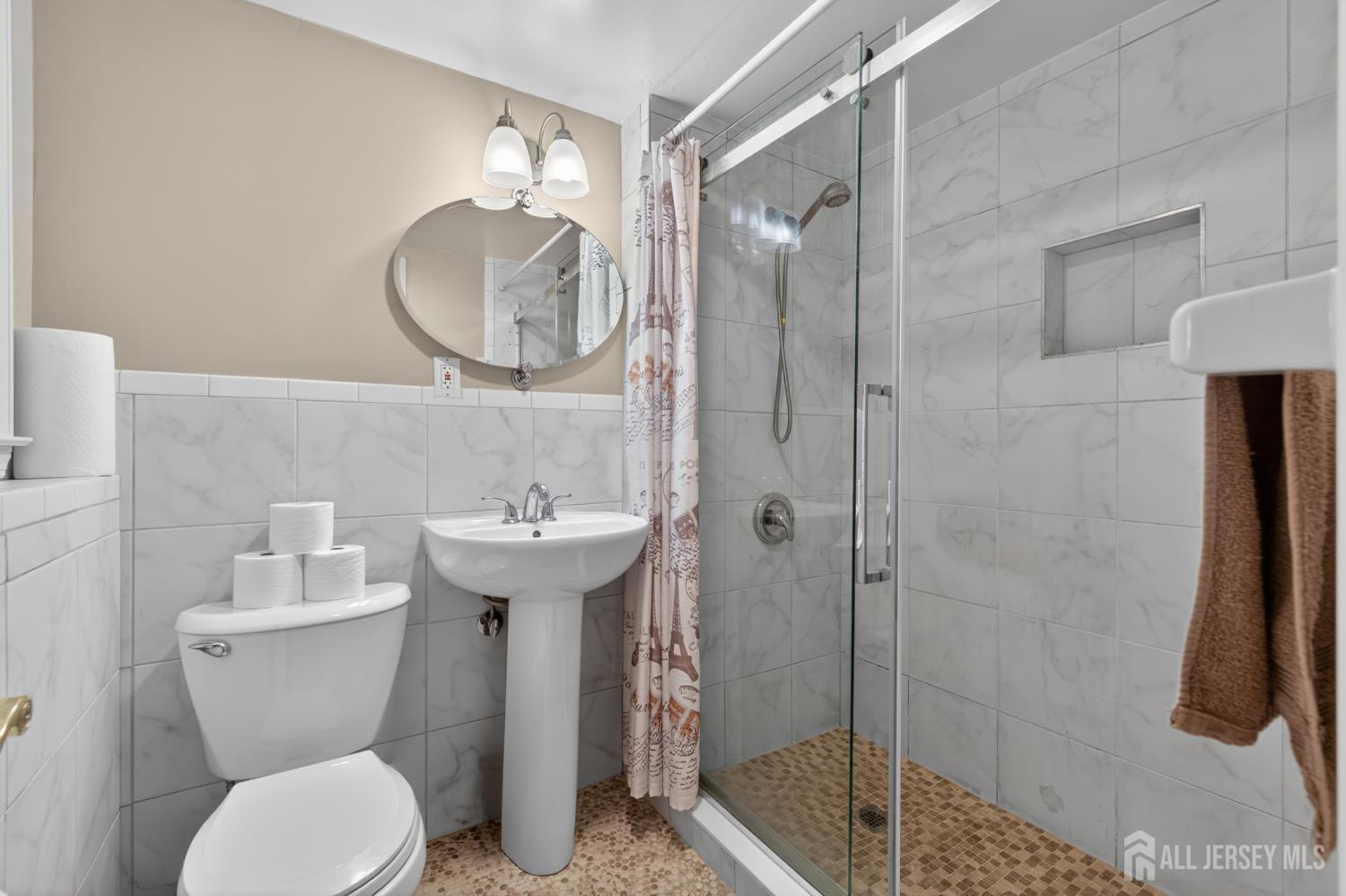 742 Gornik Drive, Perth Amboy, NJ, 08861 image 22