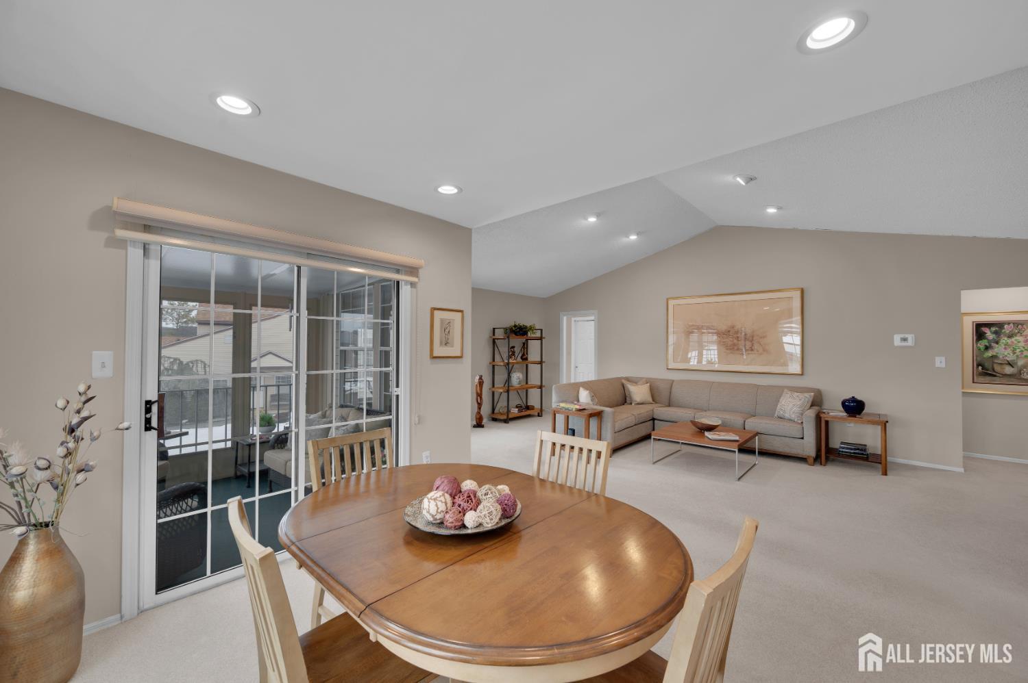 57 Yorkshire Drive D Image 4