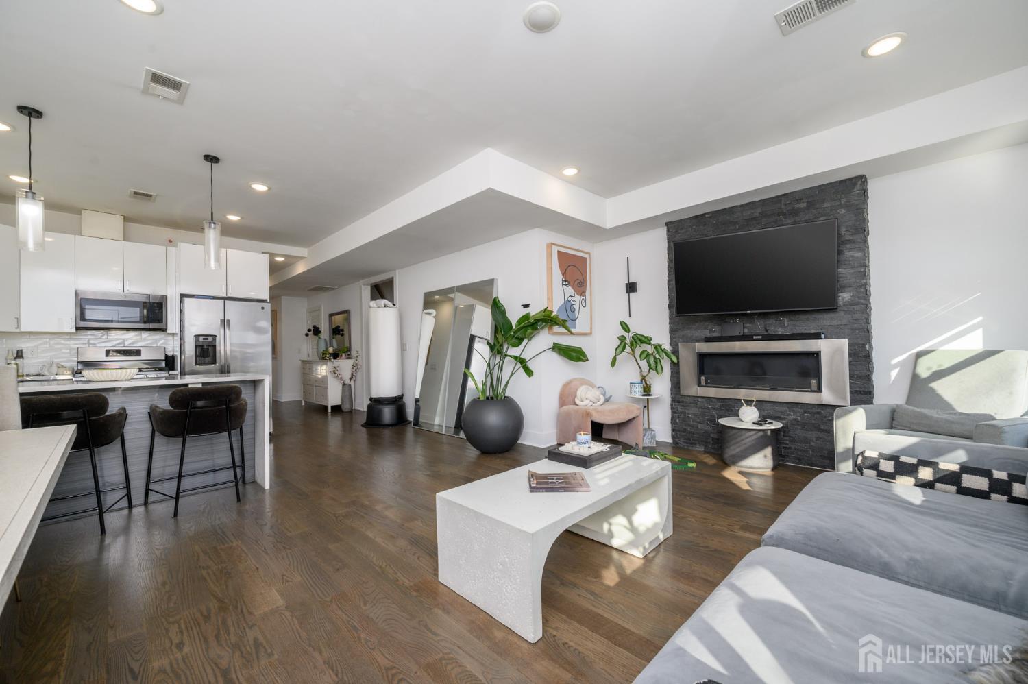 197 Garfield Avenue, Jersey City, NJ, 07305 image 35