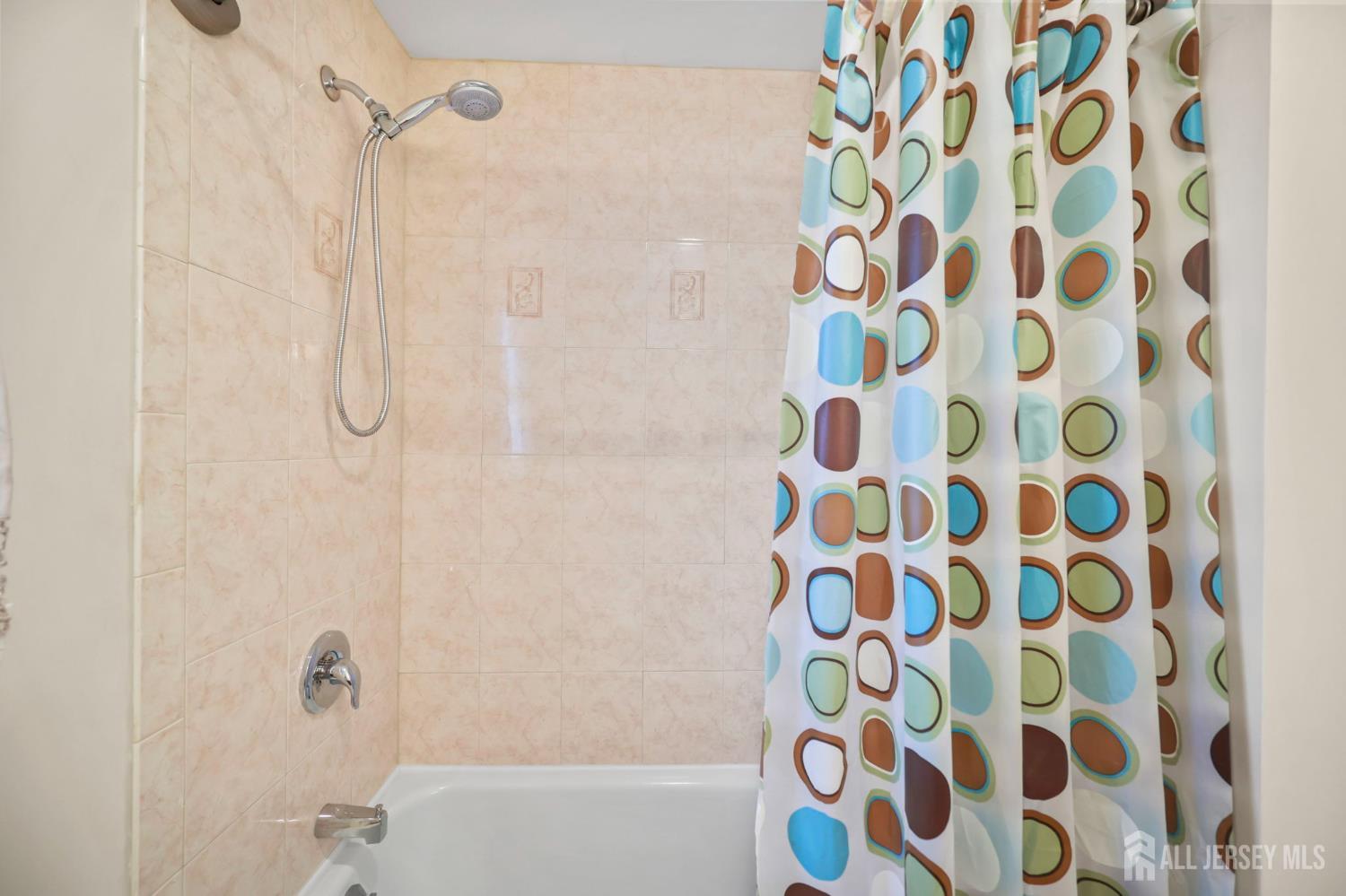 414 fairview Avenue, Colonia, NJ, 07067 image 15