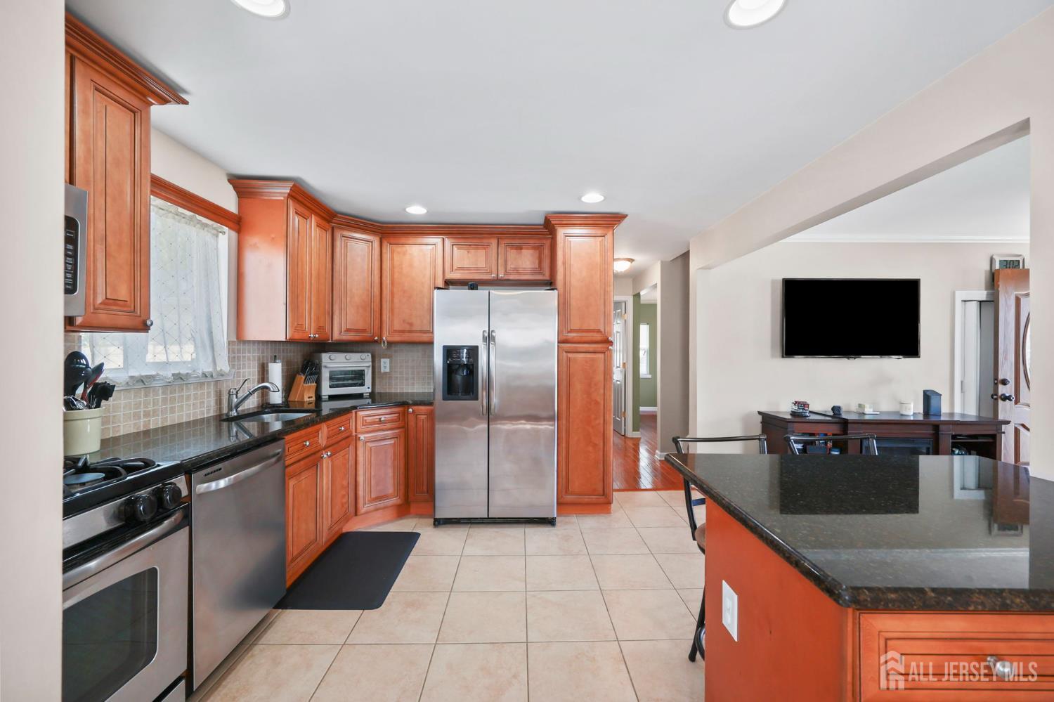 414 fairview Avenue, Colonia, NJ, 07067 image 6