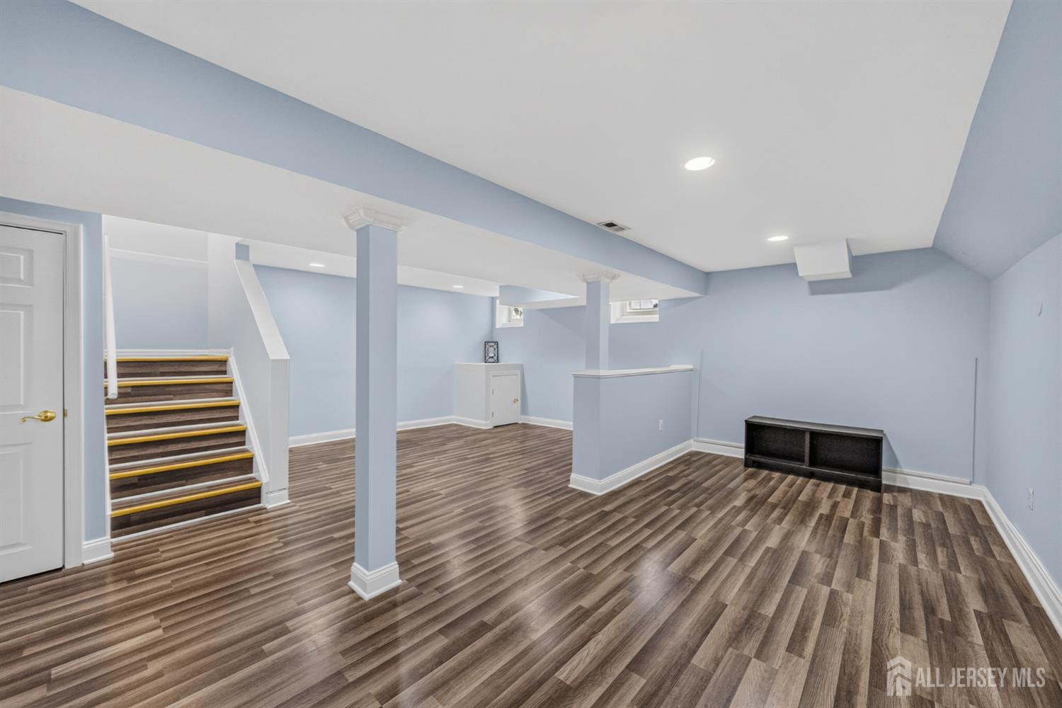 303 Cobblestone Court, South Brunswick, NJ, 08852 image 32