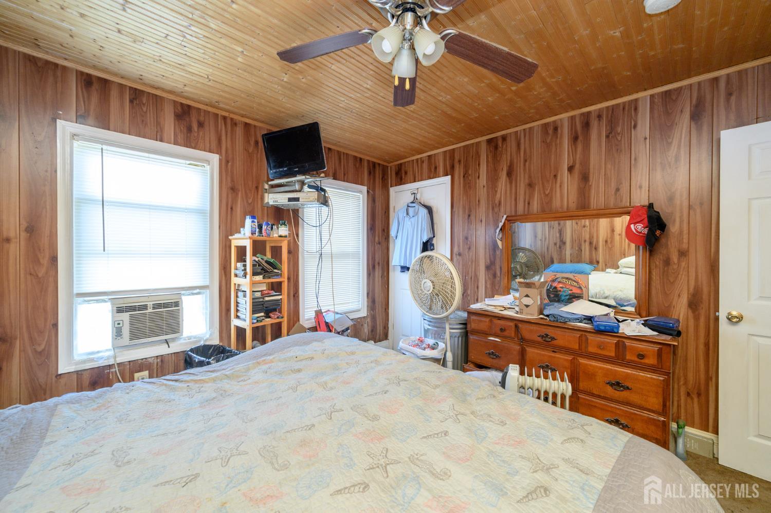 35 Johnson Avenue, Hampton, NJ, 08827 image 17