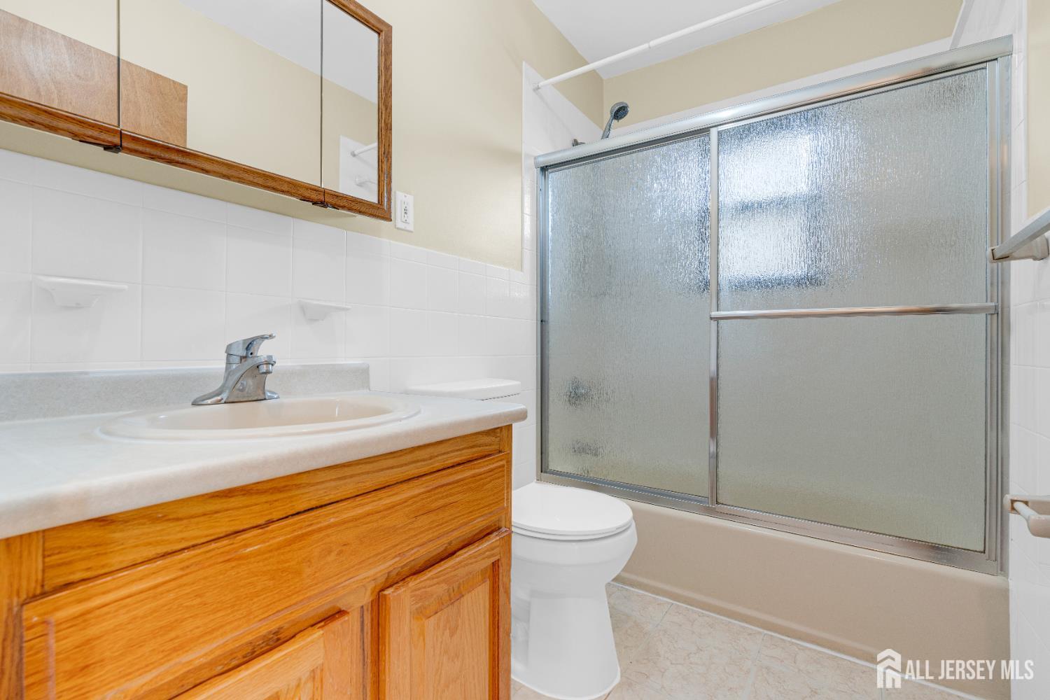 101 Beverly Hill Terrace, Middlesex, NJ, 07095 image 22