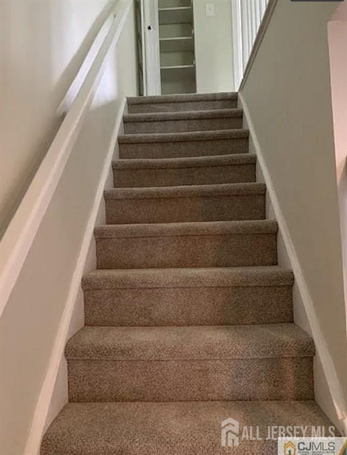 221 Hampshire Court, Piscataway, NJ, 08854 image 16