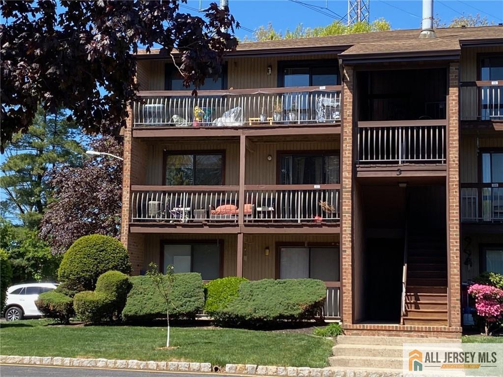 301 Edison Glen Terrace 301 Image 4
